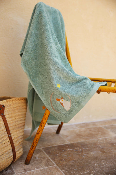 Personalized children's towel - Green penguin